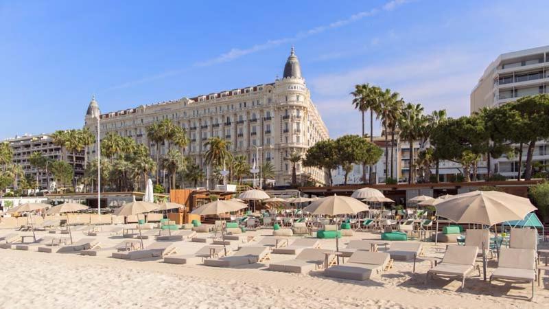 Romantic And New Apartment In The Famous Rue Meynadier In The Supercentre Of Cannes Kültér fotó